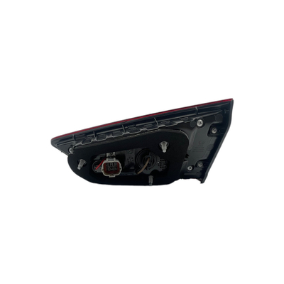 Lumières de queue intérieures GEELY BOYUE n° OE 7057013100 et service professionnel